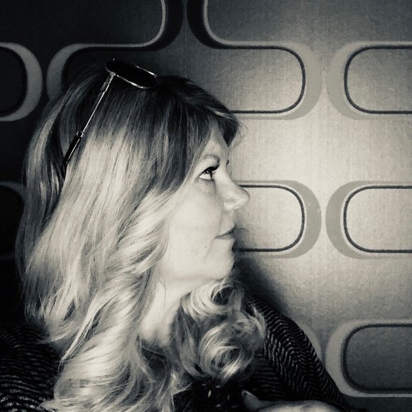 Meet your Posher, Lisa ann - Picture 1 of 1